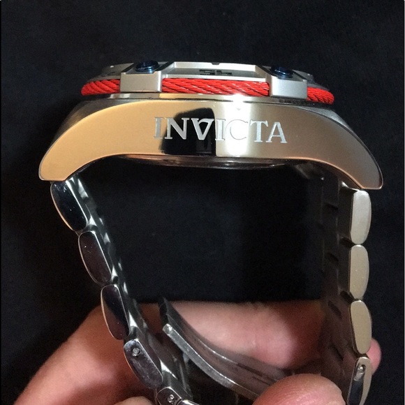 Invicta Marvel Captain America Bolt Viper.
